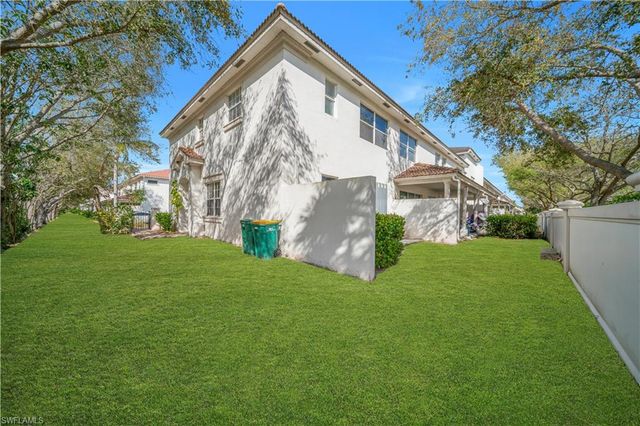 7020 Ambrosia LN # 1108, Naples, FL 34119