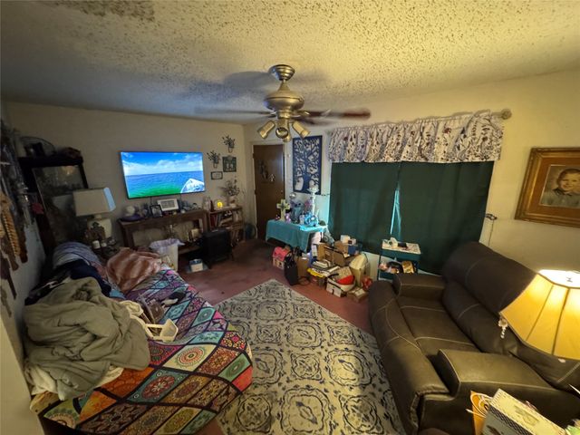 1407 Nichols Street, Ennis, TX 75119