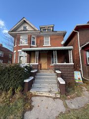 208 W Buena Vista Street, Highland Park, MI 48203