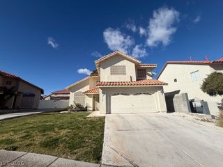 8752 Point Kristi Circle, Las Vegas, NV 89147