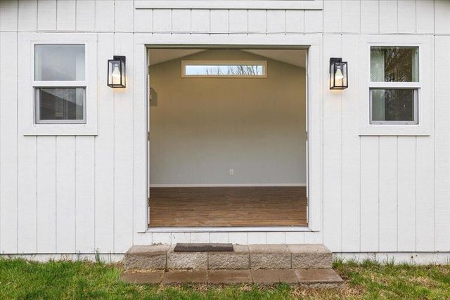 3073 Ruby Drive, Medford, OR 97504