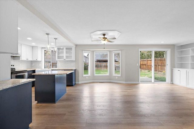 3073 Ruby Drive, Medford, OR 97504