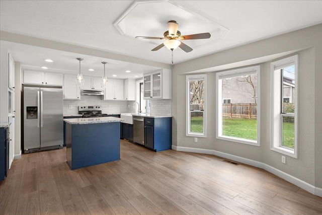 3073 Ruby Drive, Medford, OR 97504