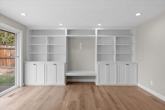 3073 Ruby Drive, Medford, OR 97504