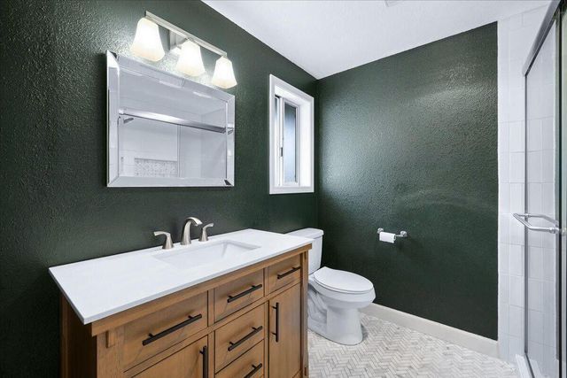 3073 Ruby Drive, Medford, OR 97504