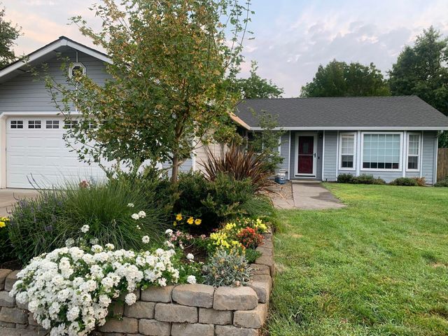 3073 Ruby Drive, Medford, OR 97504