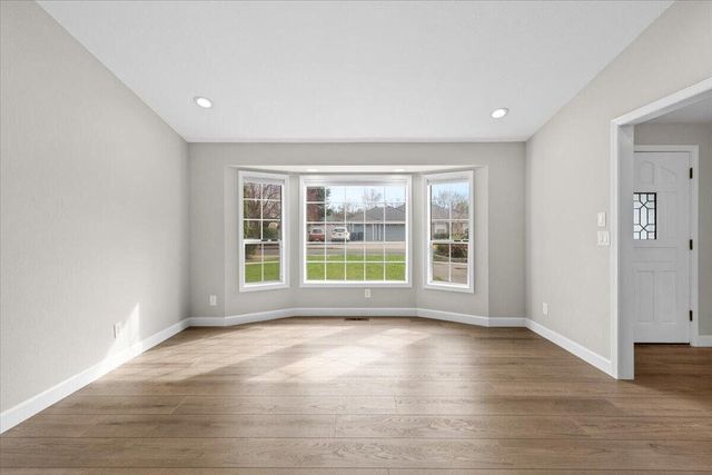 3073 Ruby Drive, Medford, OR 97504