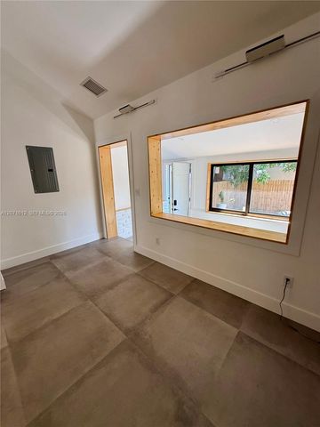 3 NE 70th Street 1, Miami, FL 33138