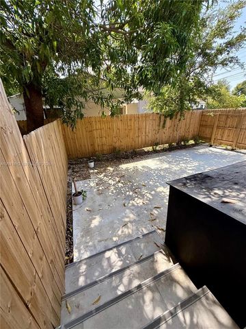3 NE 70th Street 1, Miami, FL 33138