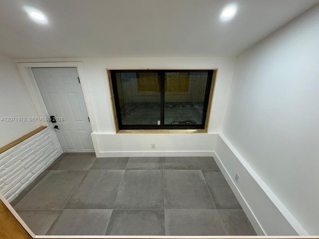 3 NE 70th Street 1, Miami, FL 33138