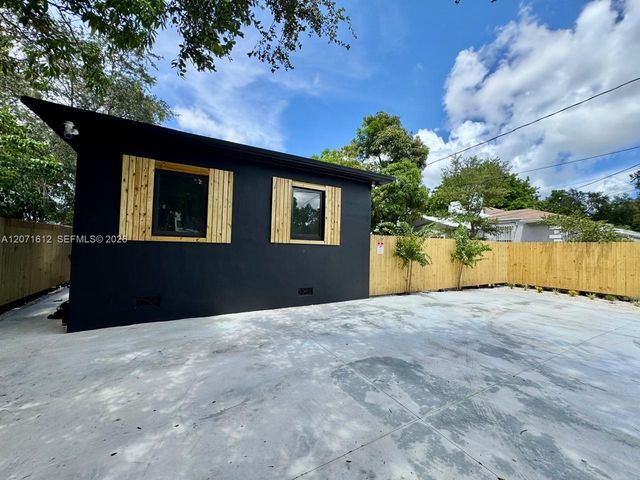 3 NE 70th Street 1, Miami, FL 33138