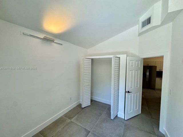 3 NE 70th Street 1, Miami, FL 33138