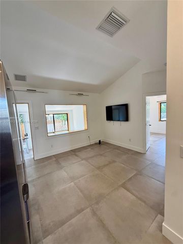 3 NE 70th Street 1, Miami, FL 33138