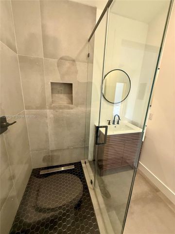 3 NE 70th Street 1, Miami, FL 33138
