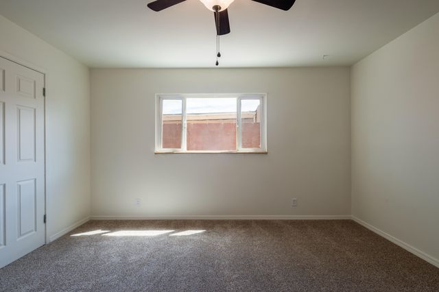 2014 General Somervell Street NE, Albuquerque, NM 87112