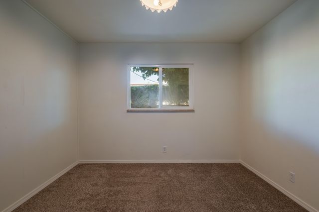 2014 General Somervell Street NE, Albuquerque, NM 87112