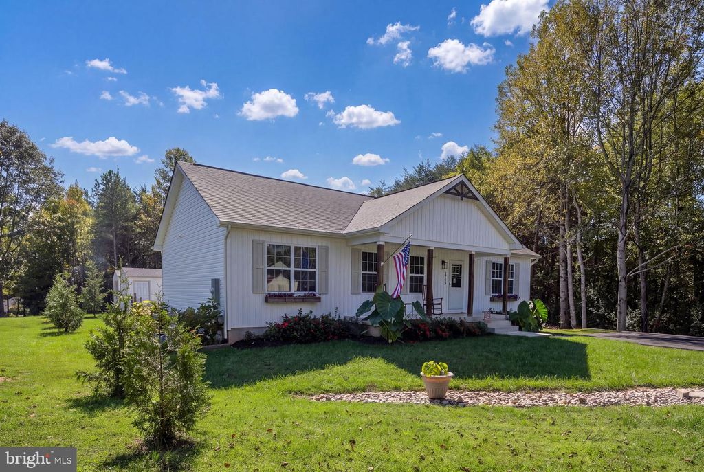 3705 MORNING GLORY DR, Bumpass, VA 23024