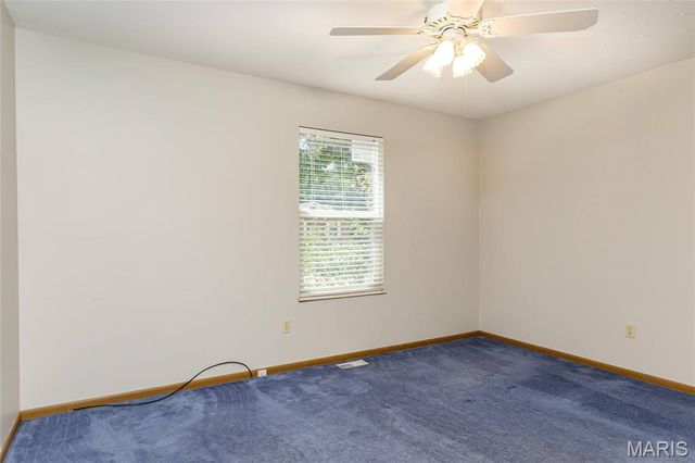 6131 Barrington Oaks Drive, Cedar Hill, MO 63016