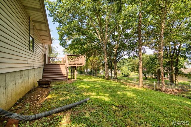 6131 Barrington Oaks Drive, Cedar Hill, MO 63016