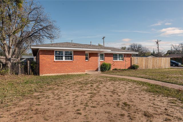 2165 S Willis Street, Abilene, TX 79605