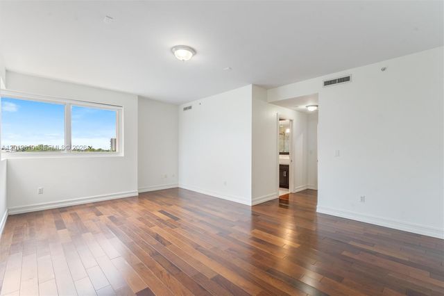 455 E Palmetto Park Road 4E, Boca Raton, FL 33432