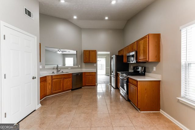 1180 Eatonton Way, Mcdonough, GA 30252