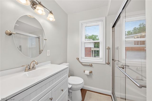 305 E 329th Street, Willowick, OH 44095