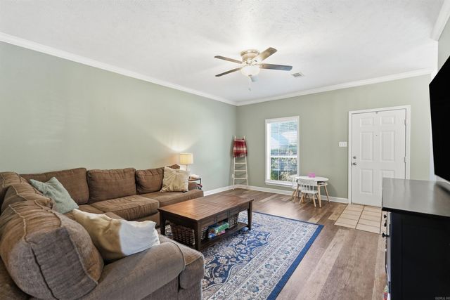 2150 Dillard Dr, Conway, AR 72034