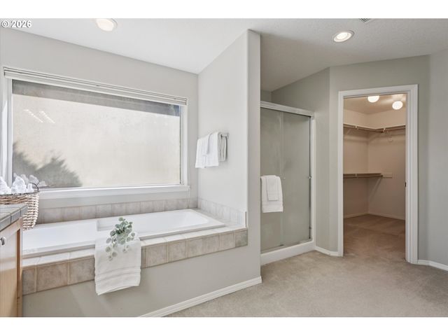 14571 Nw WERNER Ln, Portland, OR 97229