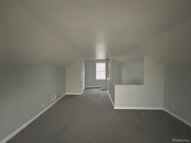 3693 Somerset Avenue, Detroit, MI 48224