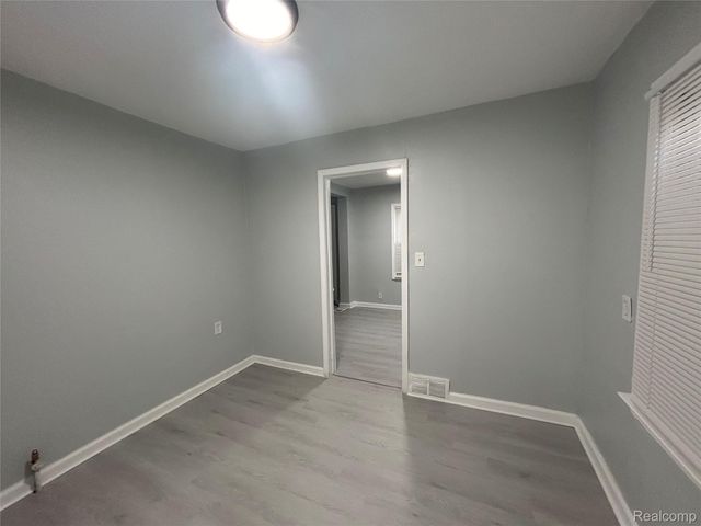 3693 Somerset Avenue, Detroit, MI 48224