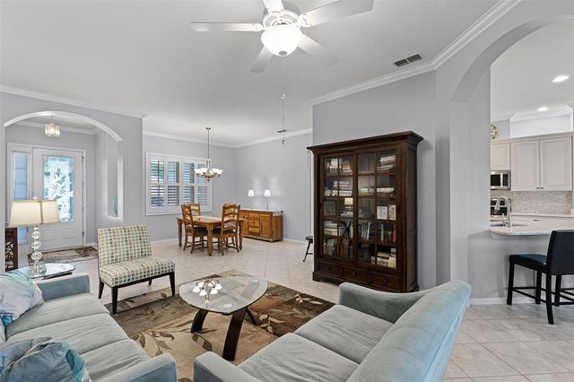 1124 HIDDEN BLUFF, Clermont, FL 34711