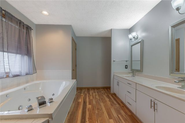 6584 Stillcrest Way, Butler Twp, OH 45414