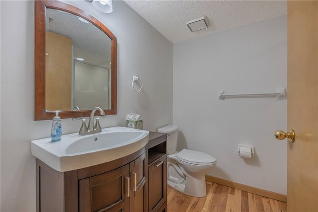 6584 Stillcrest Way, Butler Twp, OH 45414