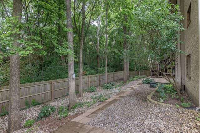 6584 Stillcrest Way, Butler Twp, OH 45414