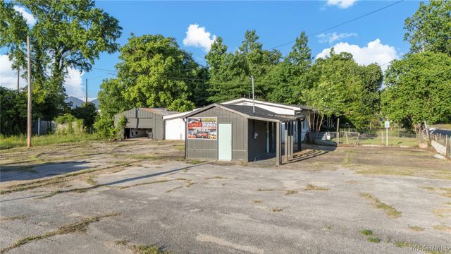 3300 Lower Wetumpka Road, Montgomery, AL 36110