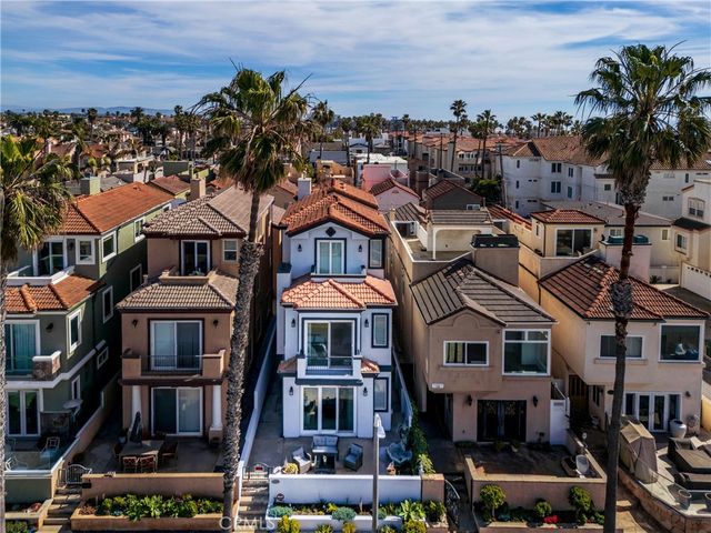 116 11th, Huntington Beach, CA 92648