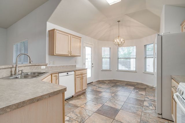 1201 Eastwick Drive, Arlington, TX 76002