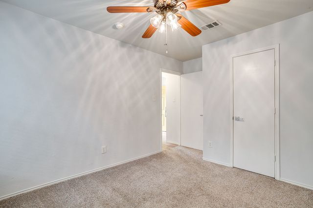 1201 Eastwick Drive, Arlington, TX 76002