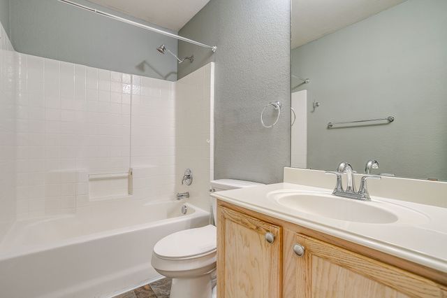 1201 Eastwick Drive, Arlington, TX 76002