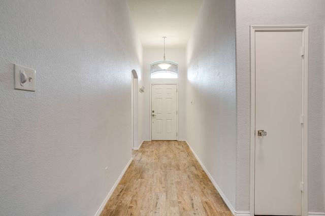 1201 Eastwick Drive, Arlington, TX 76002