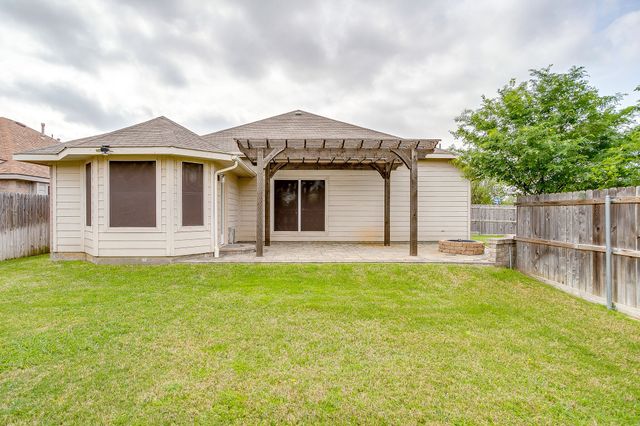 1201 Eastwick Drive, Arlington, TX 76002