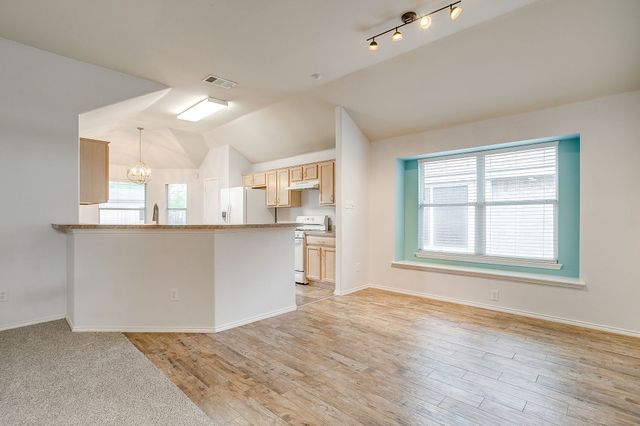 1201 Eastwick Drive, Arlington, TX 76002