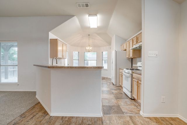 1201 Eastwick Drive, Arlington, TX 76002