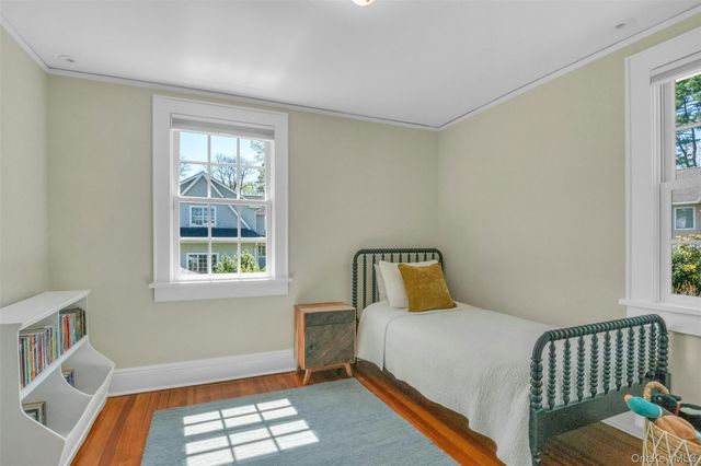 305 S Barry Avenue, Mamaroneck, NY 10543