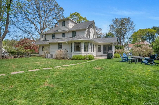 305 S Barry Avenue, Mamaroneck, NY 10543