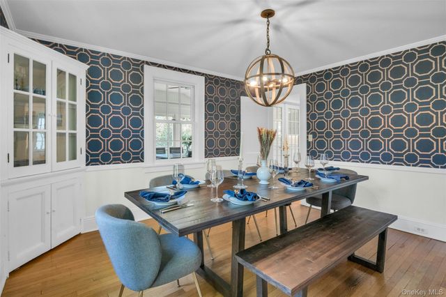305 S Barry Avenue, Mamaroneck, NY 10543