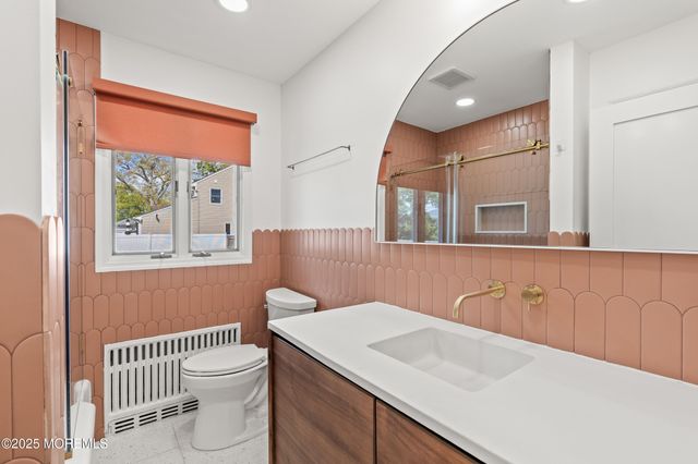 1 Wilson Avenue, Oakhurst, NJ 07755