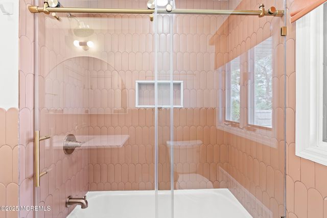 1 Wilson Avenue, Oakhurst, NJ 07755