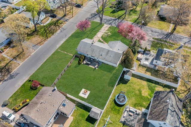 1 Wilson Avenue, Oakhurst, NJ 07755